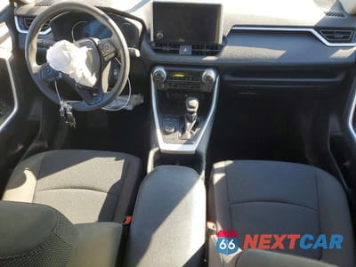 Zdjęcie 8 z 11 samochodu: 2025 TOYOTA RAV4 HYBRID LE VIN:2T3MWRFV6SW267990 - miniatura