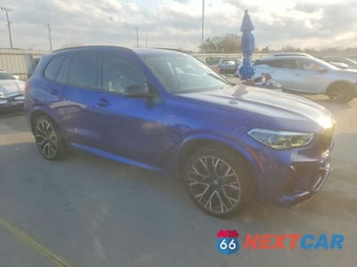 Czwarte zdjęcie samochodu z boku: 2021 BMW X5 M VIN:5YMJU0C05M9E21423 - miniatura