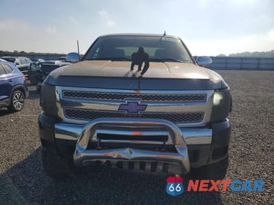 Piąte zdjęcie samochodu w środku: 2011 CHEVROLET SILVERADO K1500 LT VIN:3GCPKSE37BG252530 - miniatura