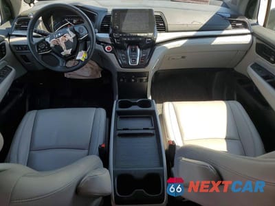 Zdjęcie 8 z 14 samochodu: 2023 HONDA ODYSSEY TOURING VIN:5FNRL6H86PB017490 - miniatura