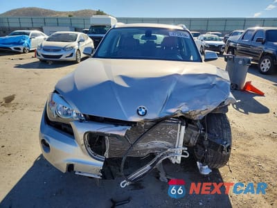 Piąte zdjęcie samochodu w środku: 2014 BMW X1 XDRIVE28I VIN:WBAVL1C59EVY18845 - miniatura