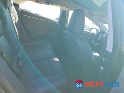 Zdjęcie 10 z 12 samochodu: 2025 TESLA MODEL 3 VIN:5YJ3E1EA8SF981091 - miniatura