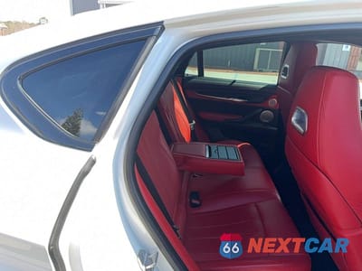 Zdjęcie 6 z 14 samochodu: 2017 BMW X6 M VIN:5YMKW8C30H0U72441 - miniatura