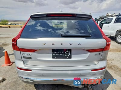 Zdjęcie 6 z 13 samochodu: 2023 VOLVO XC60 PLUS VIN:YV4L12RNXP1194963 - miniatura
