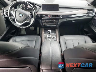 Zdjęcie 8 z 13 samochodu: 2017 BMW X5 XDR40E VIN:5UXKT0C3XH0V95827 - miniatura