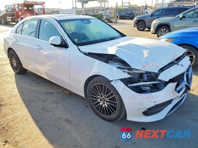 Czwarte zdjęcie samochodu z boku: 2023 MERCEDES-BENZ C 300 VIN:W1KAF4GB8PR089345 - miniatura