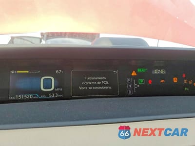 Zdjęcie 9 z 12 samochodu: 2017 TOYOTA PRIUS THREE VIN:JTDKARFU3H3540540 - miniatura