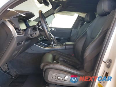 Zdjęcie 7 z 11 samochodu: 2021 BMW X5 SDRIVE 40I VIN:5UXCR4C04M9G39054 - miniatura