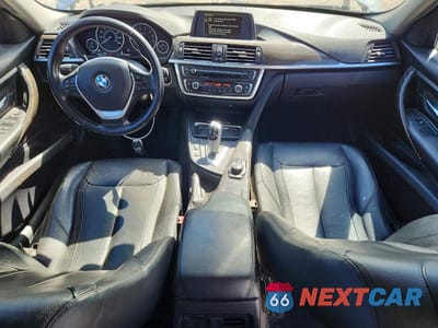 Zdjęcie 8 z 12 samochodu: 2012 BMW 328 I VIN:WBA3A5G53CNP17229 - miniatura
