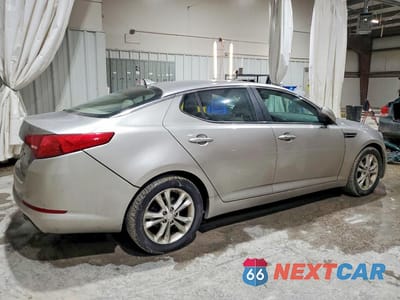 Trzecie zdjęcie samochodu z tyłu: 2012 KIA OPTIMA VIN:5XXGN4A76CG083665 - miniatura