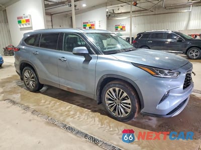 Czwarte zdjęcie samochodu z boku: 2021 TOYOTA HIGHLANDER PLATINUM VIN:5TDFZRBH7MS157275 - miniatura