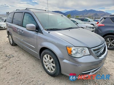 Czwarte zdjęcie samochodu z boku: 2015 CHRYSLER TOWN & COUNTRY TOURING VIN:2C4RC1BGXFR636759 - miniatura