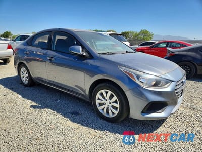 Czwarte zdjęcie samochodu z boku: 2020 HYUNDAI ACCENT SE VIN:3KPC24A65LE092476 - miniatura