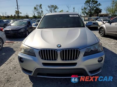 Piąte zdjęcie samochodu w środku: 2014 BMW X3 XDRIVE28I VIN:5UXWX9C50E0D11003 - miniatura