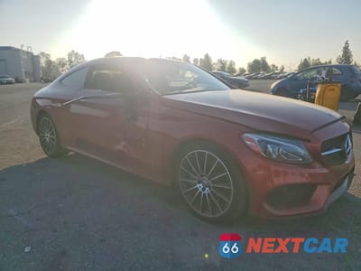 Czwarte zdjęcie samochodu z boku: 2017 MERCEDES-BENZ C 300 VIN:WDDWJ4JB5HF361009 - miniatura