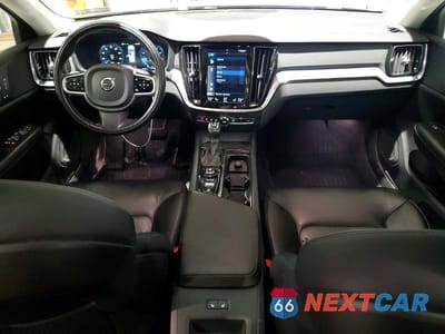 Zdjęcie 8 z 11 samochodu: 2020 VOLVO S60 T6 MOMENTUM VIN:7JRA22TKXLG066754 - miniatura