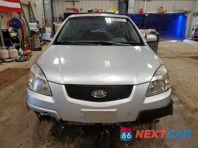 Piąte zdjęcie samochodu w środku: 2008 KIA RIO5 LX VIN:KNADE163686376878 - miniatura