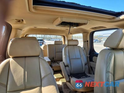 Zdjęcie 10 z 13 samochodu: 2007 CHEVROLET TAHOE K1500 VIN:1GNFK13067J247752 - miniatura