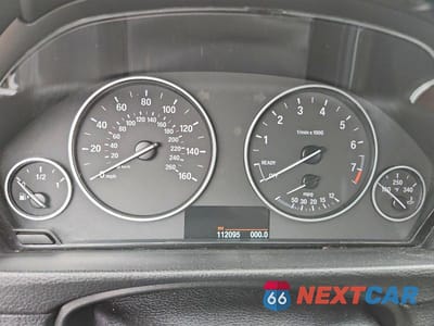 Zdjęcie 9 z 11 samochodu: 2014 BMW 328 XI VIN:WBA3B3C52EJ980989 - miniatura