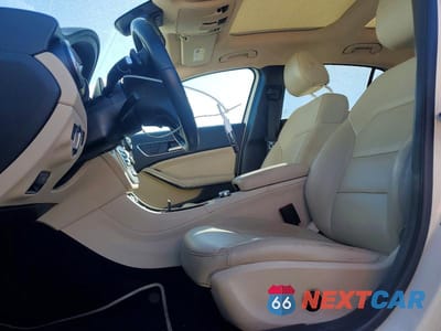 Zdjęcie 7 z 13 samochodu: 2015 MERCEDES-BENZ GLA 250 4MATIC VIN:WDCTG4GB0FJ039322 - miniatura