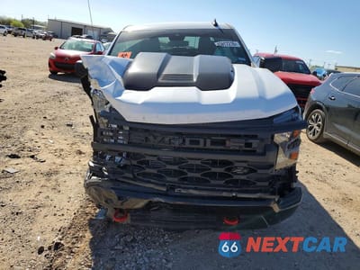 Piąte zdjęcie samochodu w środku: 2026 CHEVROLET SILVERADO K1500 TRAIL BOSS CUSTOM VIN:3GCPKCEK2TG106955 - miniatura