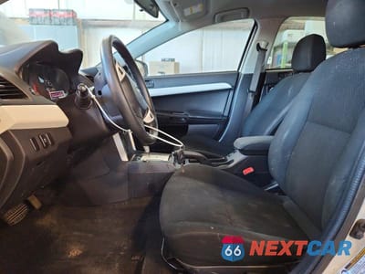 Zdjęcie 7 z 12 samochodu: 2016 MITSUBISHI LANCER ES VIN:JA32U2FU3GU601116 - miniatura