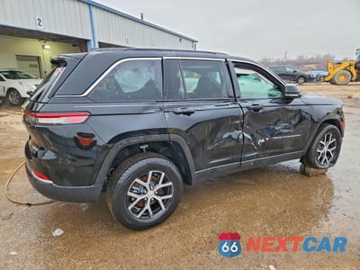 Trzecie zdjęcie samochodu z tyłu: 2025 JEEP GRAND CHEROKEE LIMITED VIN:1C4RJHBG8SC347509 - miniatura