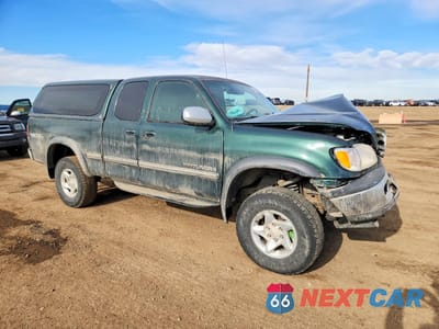 Czwarte zdjęcie samochodu z boku: 2001 TOYOTA TUNDRA SR5 VIN:5TBBT44171S145585 - miniatura