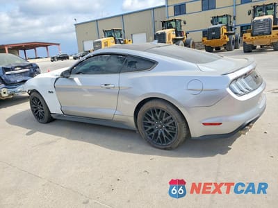 Drugie zdjęcie samochodu z przodu: 2020 FORD MUSTANG GT PREMIUM 5.0L V8 VIN:1FA6P8CF8L5169748 - miniatura