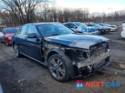 Czwarte zdjęcie samochodu z boku: 2020 MERCEDES-BENZ C 300 4MATIC VIN:W1KWF8EB3LR582358 - miniatura