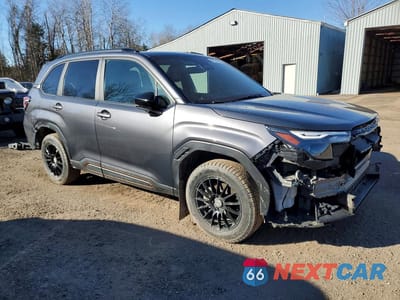 Czwarte zdjęcie samochodu z boku: 2025 SUBARU FORESTER SPORT VIN:JF2SLDHC5SH570443 - miniatura