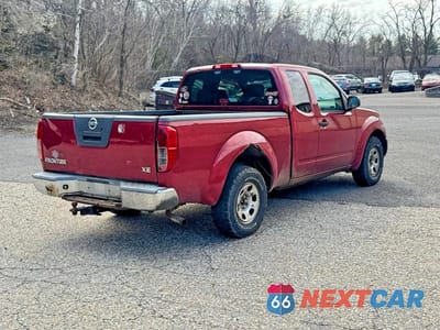 Czwarte zdjęcie samochodu z boku: 2007 NISSAN FRONTIER XE VIN:1N6BD06T67C422990 - miniatura