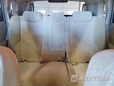 Zdjęcie 10 z 12 samochodu: 2005 HYUNDAI TUCSON GLS VIN:KM8JN72D35U075303 - miniatura