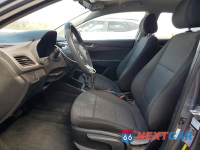 Zdjęcie 7 z 12 samochodu: 2019 HYUNDAI ACCENT SE VIN:3KPC24A3XKE067884 - miniatura