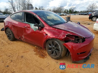 Czwarte zdjęcie samochodu z boku: 2024 TESLA MODEL Y VIN:7SAYGDEE3RA307168 - miniatura
