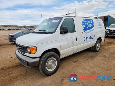 2005 FORD ECONOLINE E250 VAN 1FTNE24W65HA11045 - główne zdjęcie licytacji z USA - miniatura