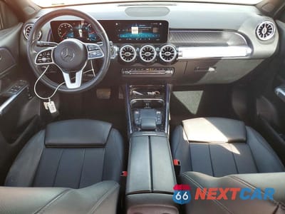 Zdjęcie 8 z 12 samochodu: 2021 MERCEDES-BENZ GLB 250 VIN:W1N4M4GB1MW084264 - miniatura