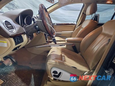 Zdjęcie 7 z 13 samochodu: 2011 MERCEDES-BENZ GL 550 4MATIC VIN:4JGBF8GE5BA741941 - miniatura