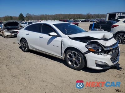 Czwarte zdjęcie samochodu z boku: 2021 CHEVROLET MALIBU LT VIN:1G1ZD5ST1MF051731 - miniatura
