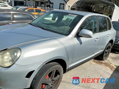 Drugie zdjęcie samochodu z przodu: 2004 PORSCHE CAYENNE S VIN:WP1AB29P44LA72803 - miniatura