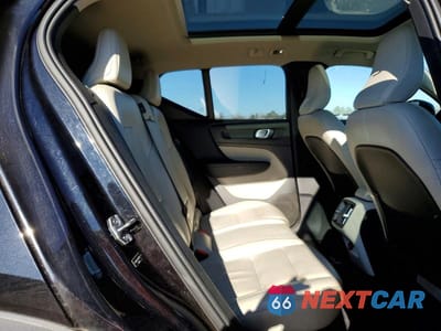 Zdjęcie 11 z 12 samochodu: 2020 VOLVO XC40 T5 INSCRIPTION VIN:YV4162UL3L2179255 - miniatura