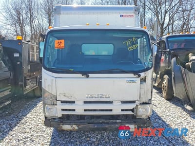 Piąte zdjęcie samochodu w środku: 2014 ISUZU NPR VIN:JALB4W178E7F00287 - miniatura