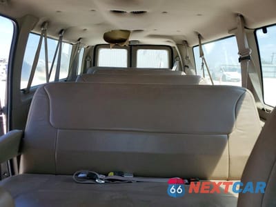 Zdjęcie 10 z 13 samochodu: 2001 FORD ECONOLINE E350 SUPER DUTY WAGON VIN:1FBSS31S61HA19390 - miniatura