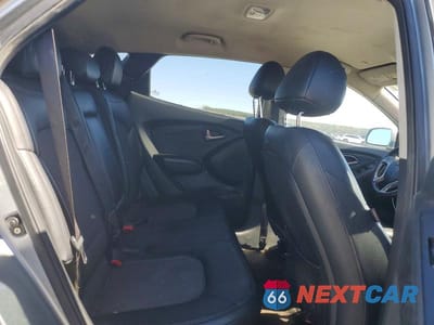 Zdjęcie 10 z 12 samochodu: 2010 HYUNDAI TUCSON GLS VIN:KM8JU3AC3AU071041 - miniatura