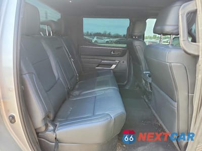 Zdjęcie 10 z 11 samochodu: 2022 TOYOTA TUNDRA PLATINUM VIN:5TFNA5DB9NX022332 - miniatura