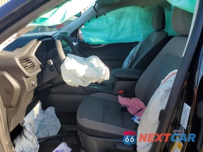 Zdjęcie 7 z 13 samochodu: 2022 FORD ESCAPE SE VIN:1FMCU9G61NUB48637 - miniatura