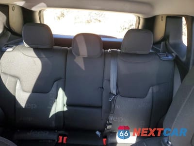 Zdjęcie 10 z 13 samochodu: 2017 JEEP RENEGADE LATITUDE VIN:ZACCJBBB6HPF15773 - miniatura
