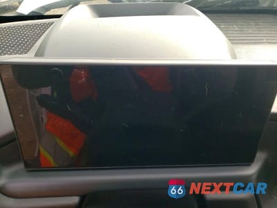 Zdjęcie 9 z 11 samochodu: 2024 CHEV SILVERADO VIN:1GC10UEDXRU202874 - miniatura