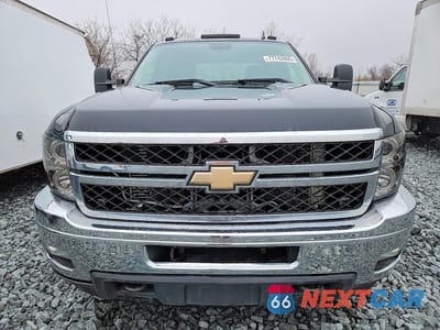 Piąte zdjęcie samochodu w środku: 2011 CHEVROLET SILVERADO K3500 LTZ VIN:1GC4K1C83BF240758 - miniatura
