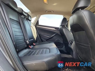 Zdjęcie 10 z 11 samochodu: 2015 VOLKSWAGEN PASSAT SE VIN:1VWBT7A3XFC010413 - miniatura